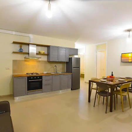 Villa Elysium With Pool And Garden - Happy Rentals