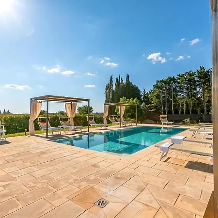 Elysium For 10 With Pool Near Gallipoli Alezio