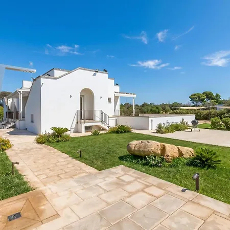 Elysium For 10 With Pool Near Gallipoli Villa *