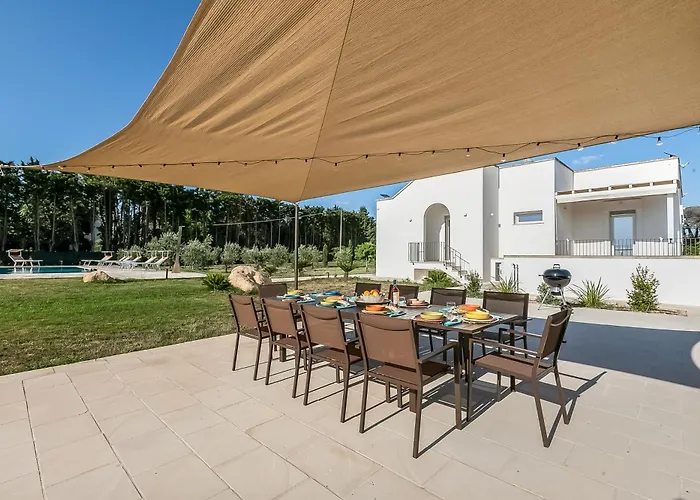 Elysium With Pool And Garden - Happy شقة