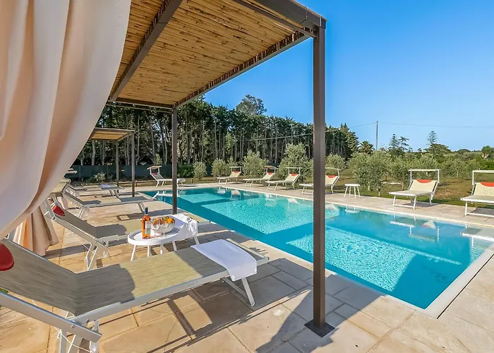 Elysium With Pool And Garden - Happy *